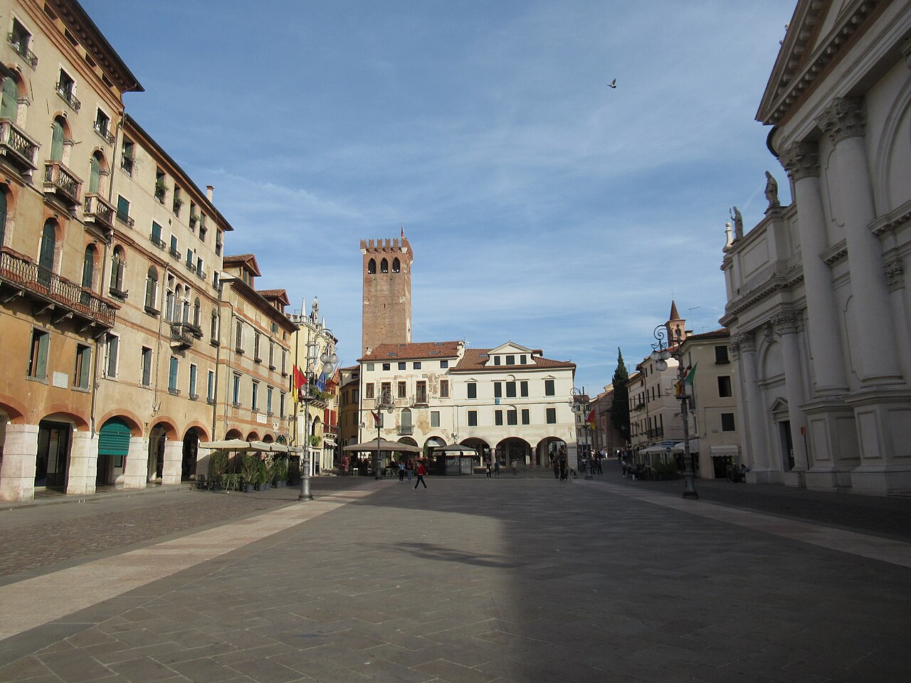 Piazza Libertà a Bassano del Grappa