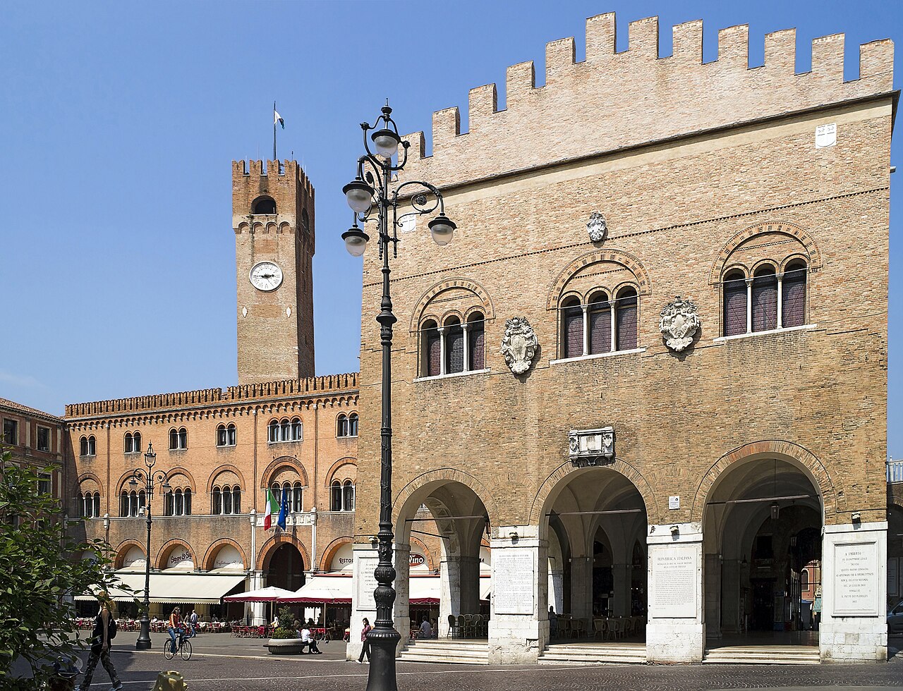 Il Palazzo dei Trecento in Piazza dei Signori a Treviso