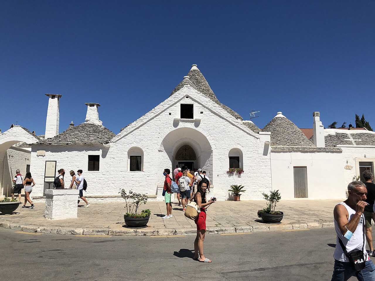 Trullo Sovrano, Alberobello