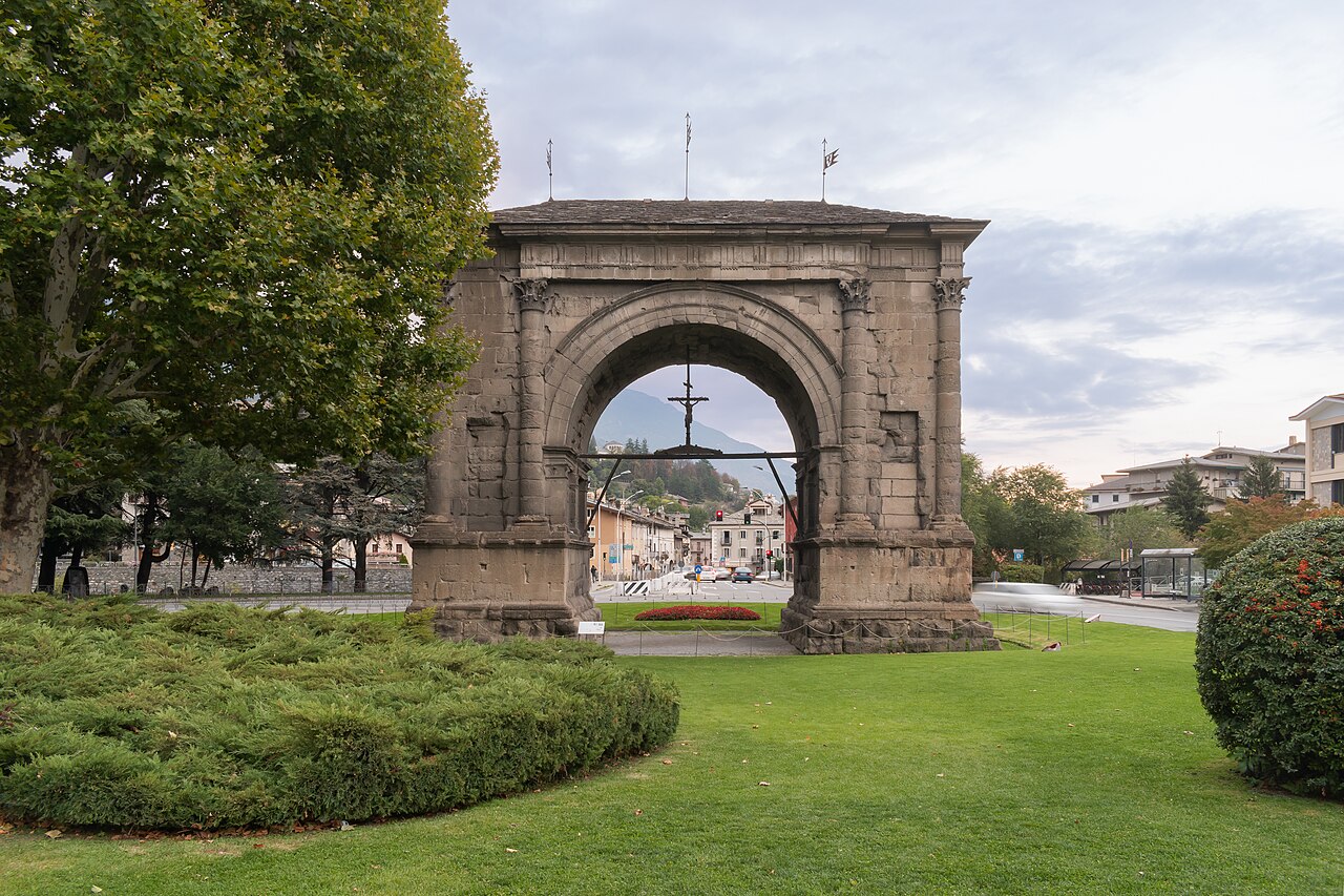 Arco di Augusto, Aosta