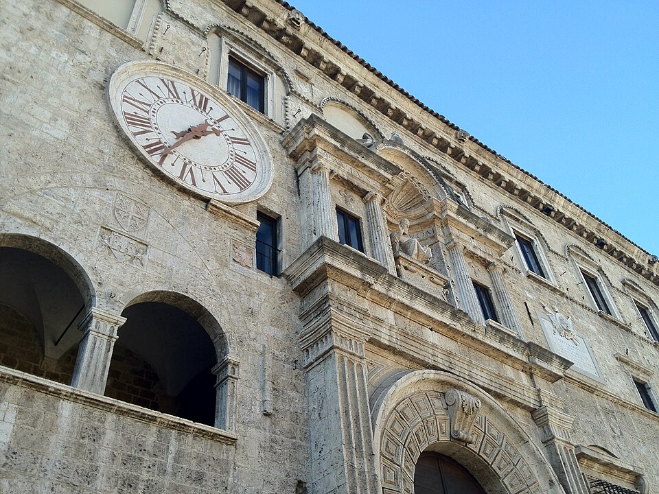 Palazzo dei Capitani del Popolo, Ascoli Piceno
