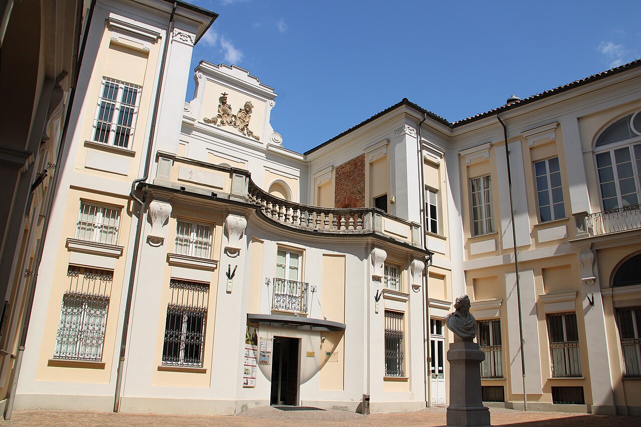 Palazzo Alfieri, Asti
