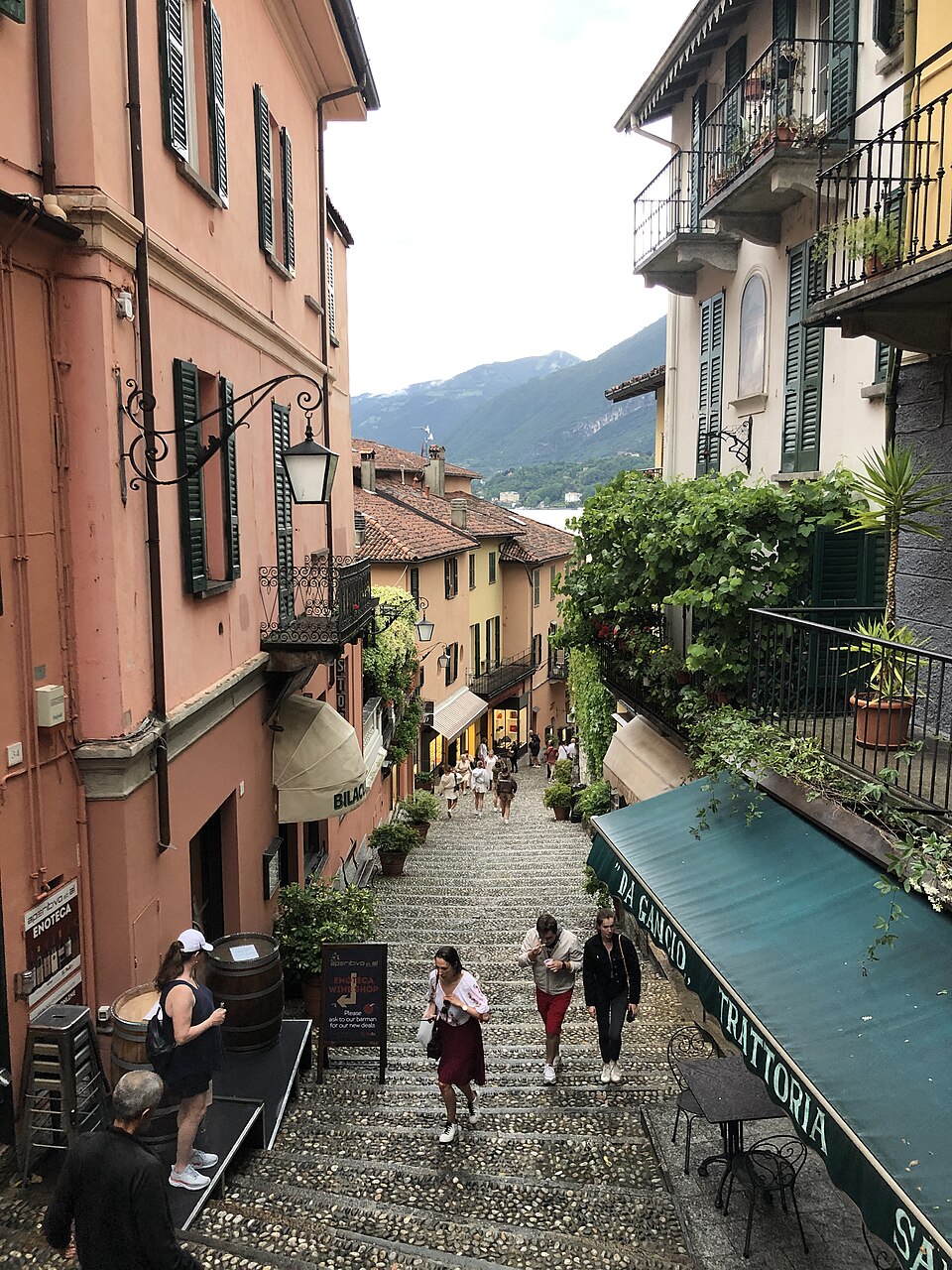 Salita Serbelloni, Bellagio