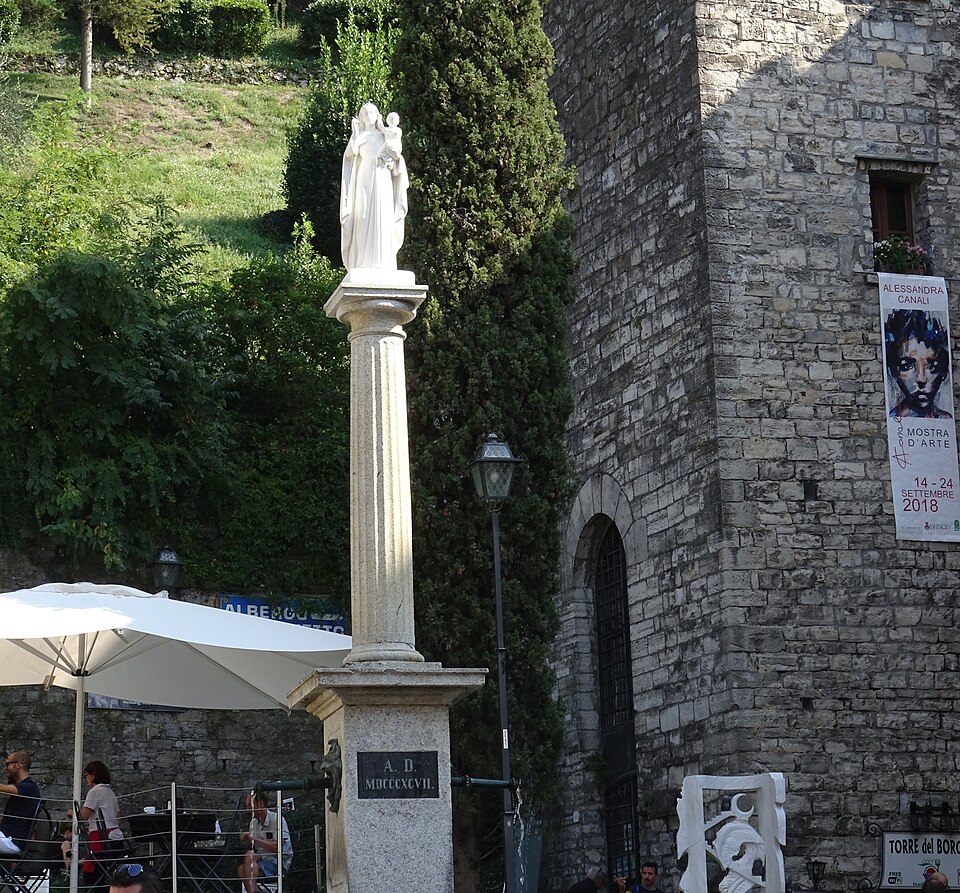 Basilica di San Giacomo, Bellagio