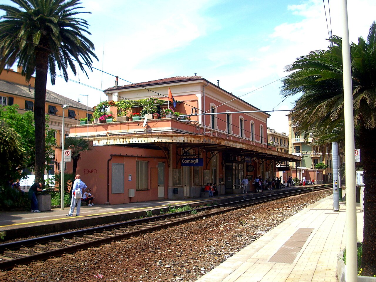 Stazione di Camogli, Camogli