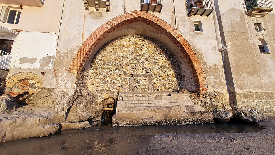 Lavatoio medievale, Cefalù