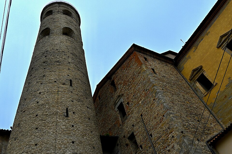 Campanile cilindrico, Città di Castello
