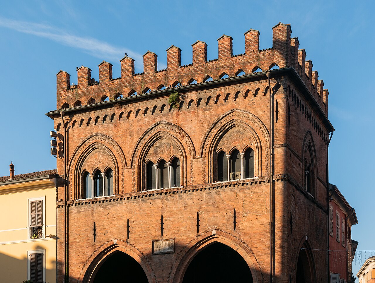 Loggia dei Militi, Cremona