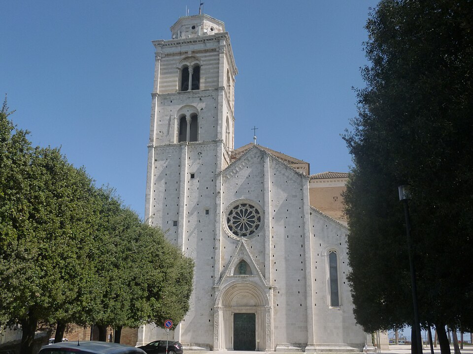 Duomo di Fermo, Fermo