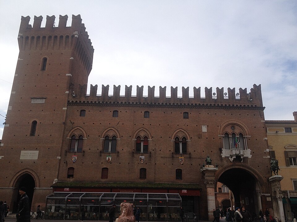 Palazzo Municipale, Ferrara