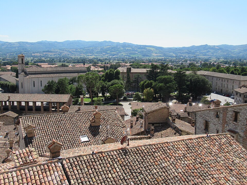Piazza Quaranta Martiri, Gubbio