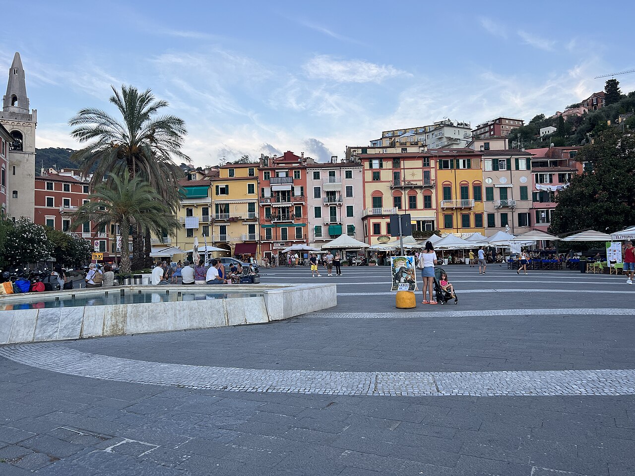 Piazza Garibaldi, Lerici