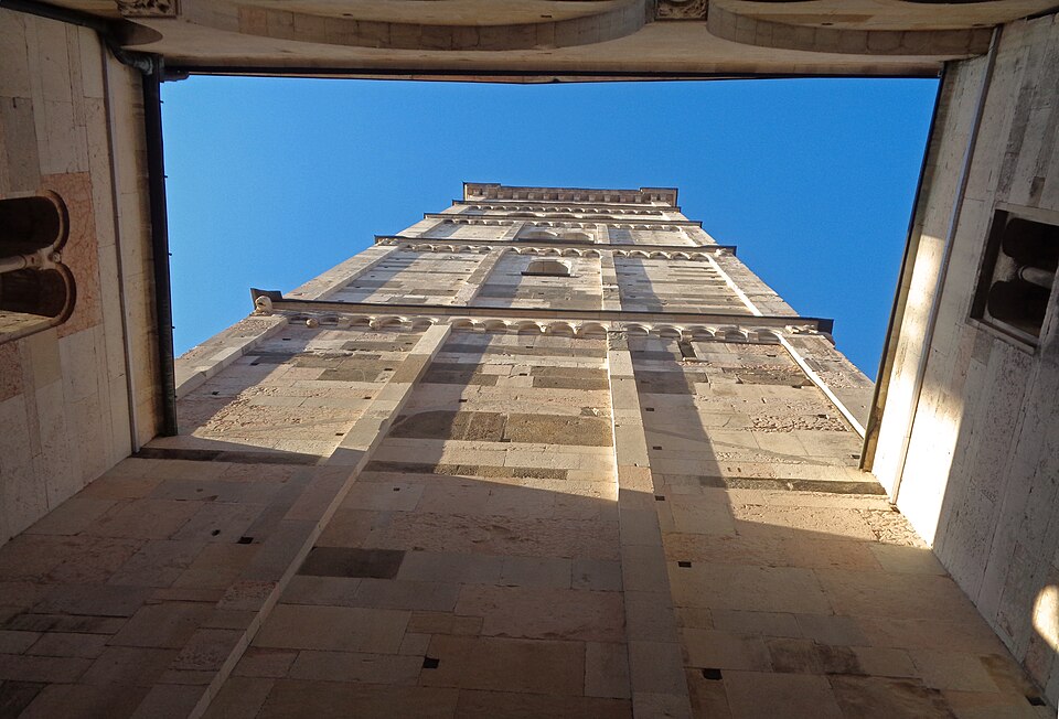Torre Ghirlandina, Modena