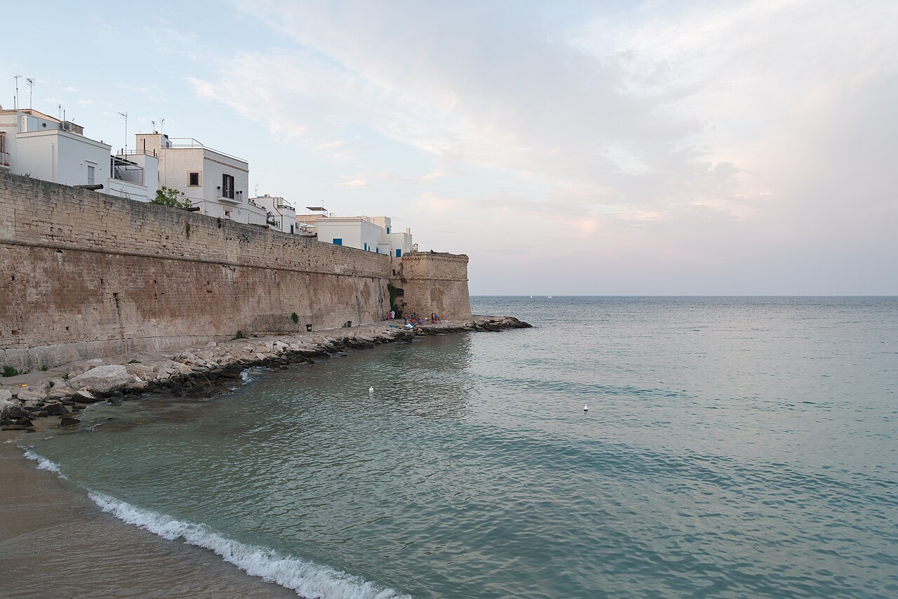 Cala Porta Vecchia, Monopoli