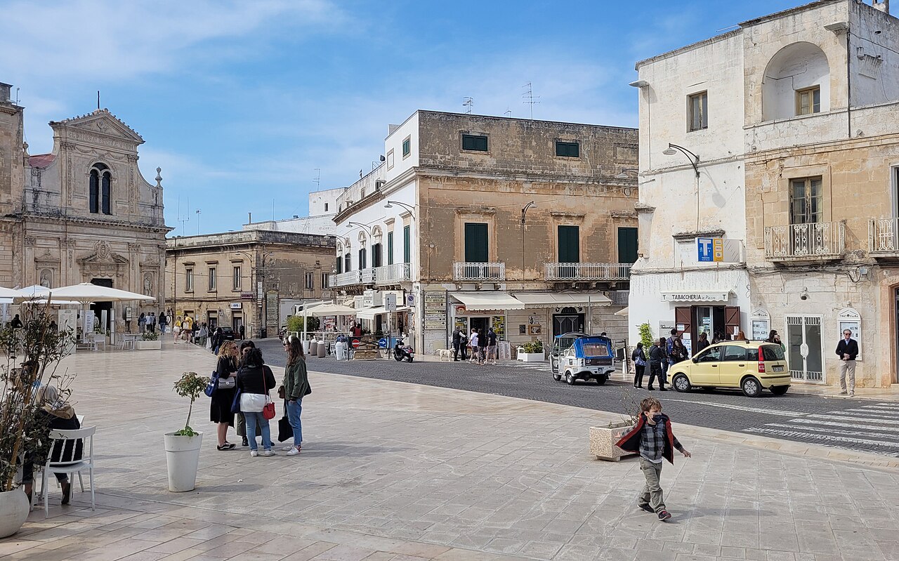 Piazza della Libertà, Ostuni