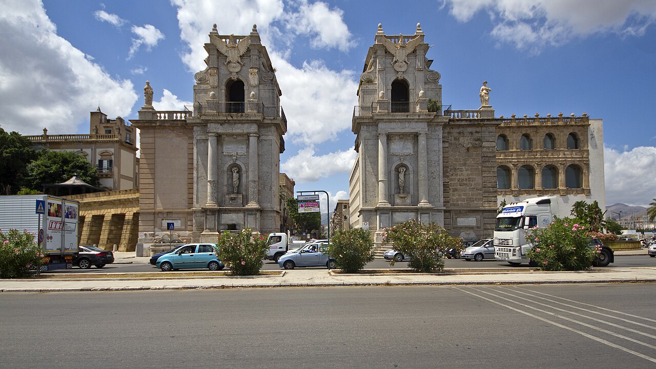 Porta Felice, Palermo
