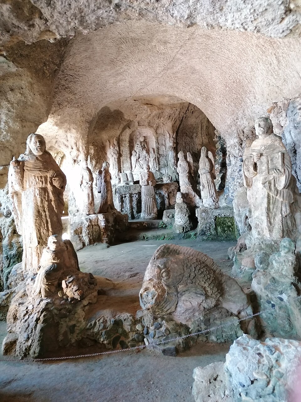Chiesetta di Piedigrotta, Pizzo
