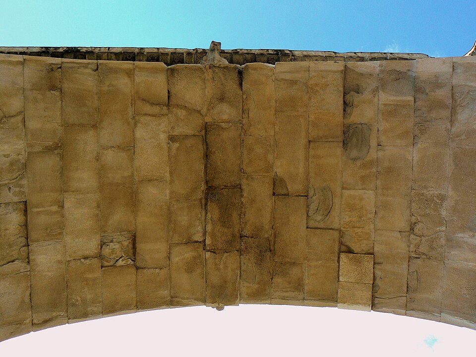Arco d'Augusto, Rimini