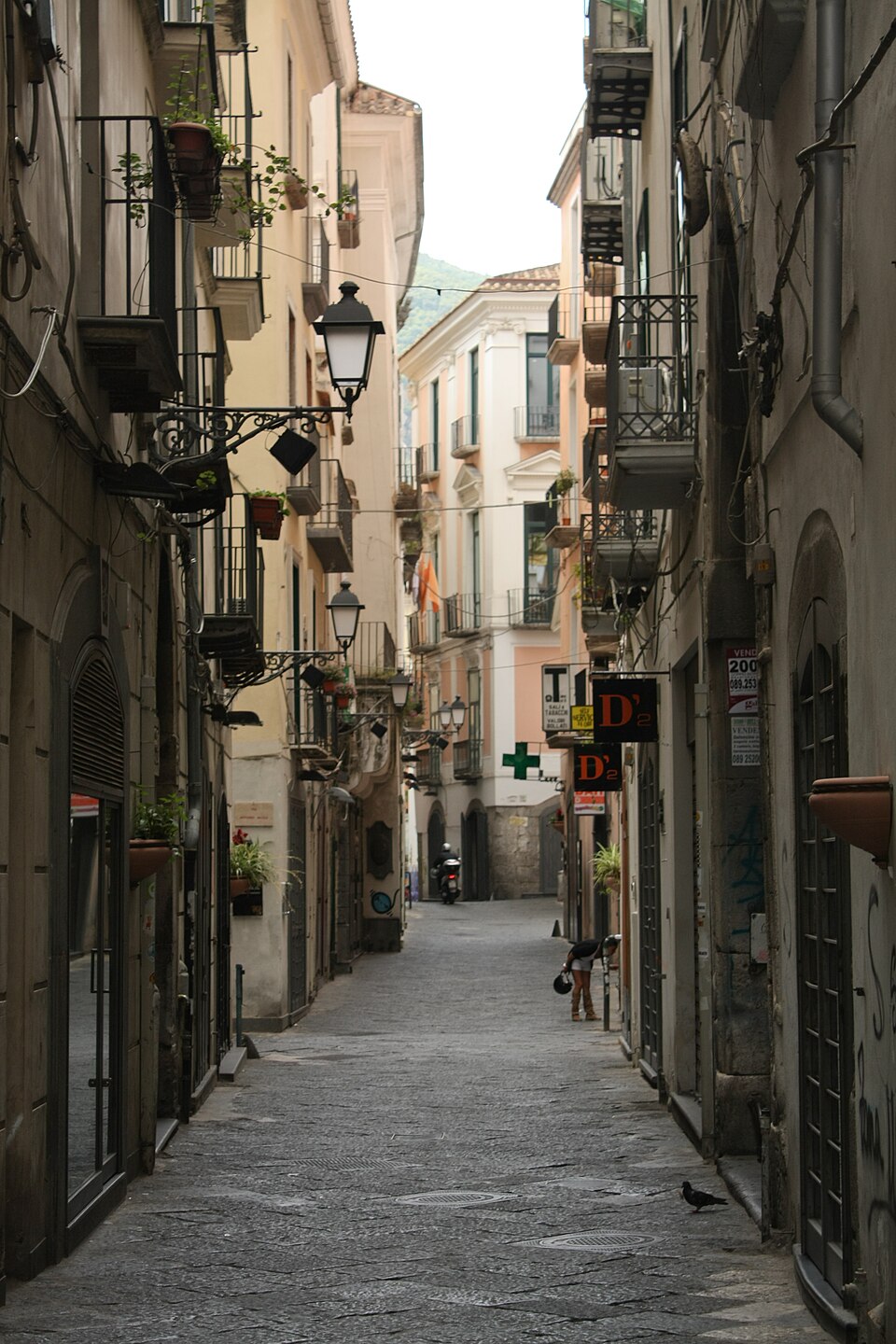 Via dei Mercanti, Salerno