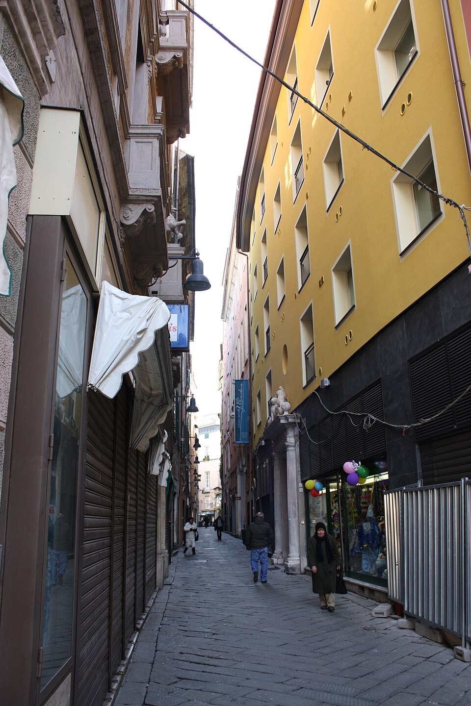 Via Pia, Savona
