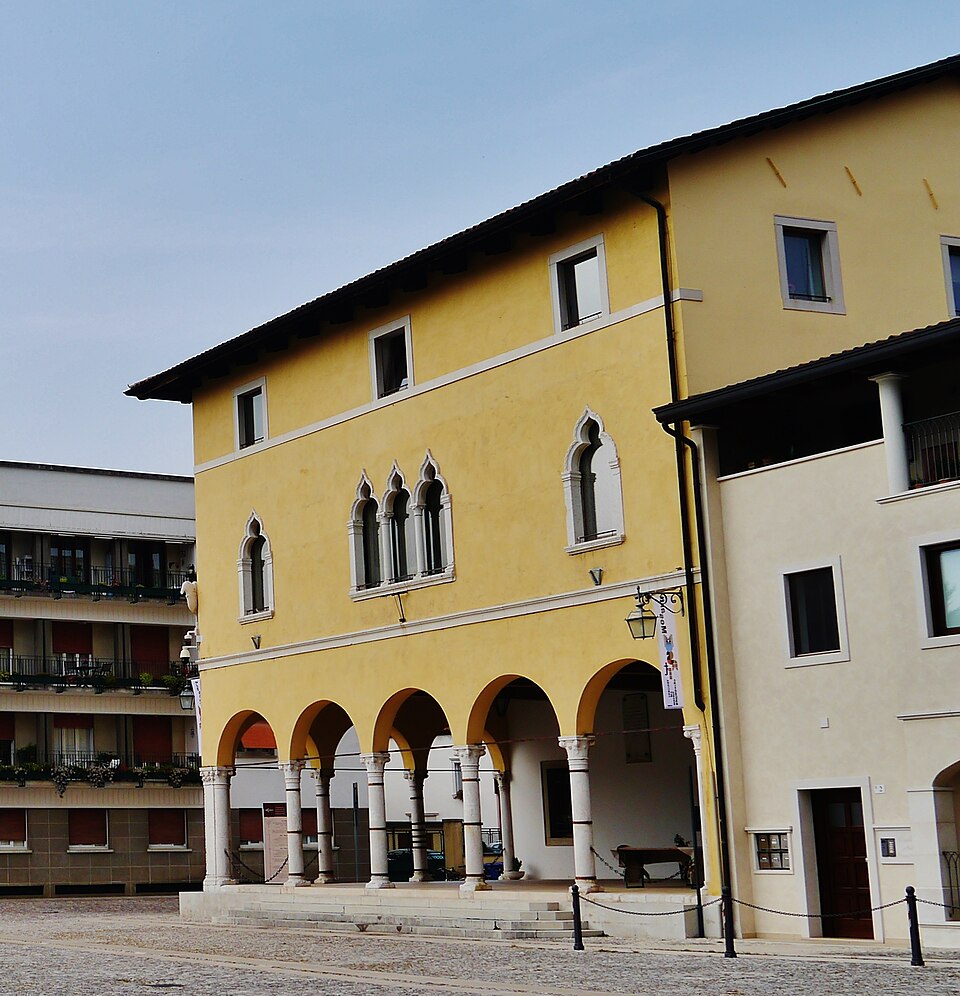Palazzo La Loggia, Spilimbergo