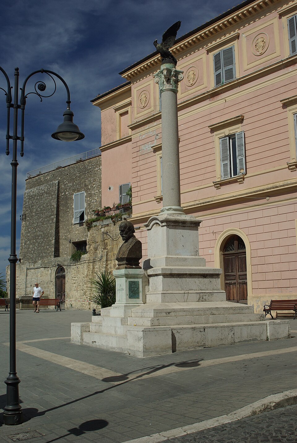 Piazza Cavour, Tarquinia