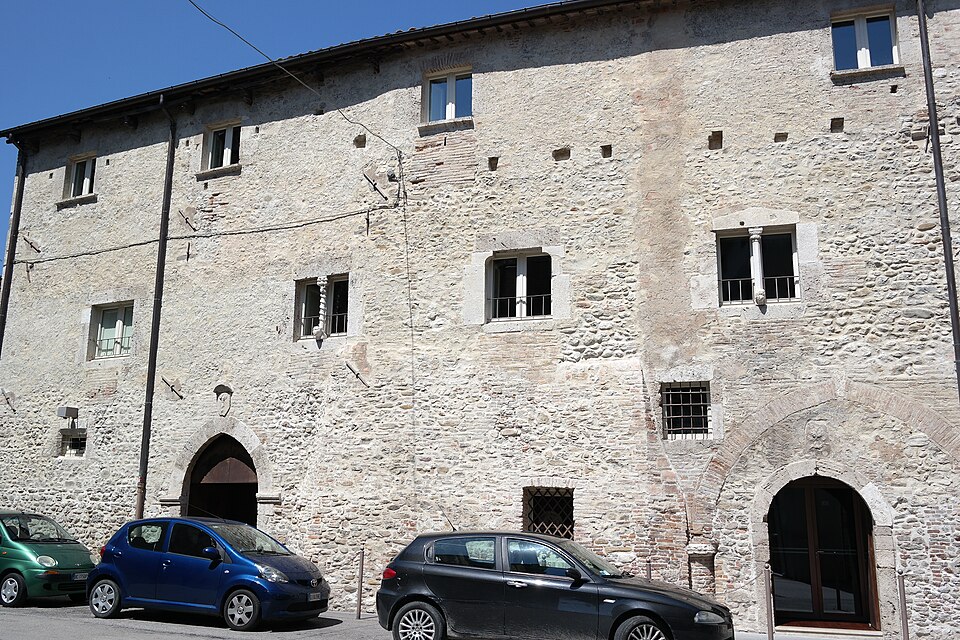 Casa Melatino, Teramo