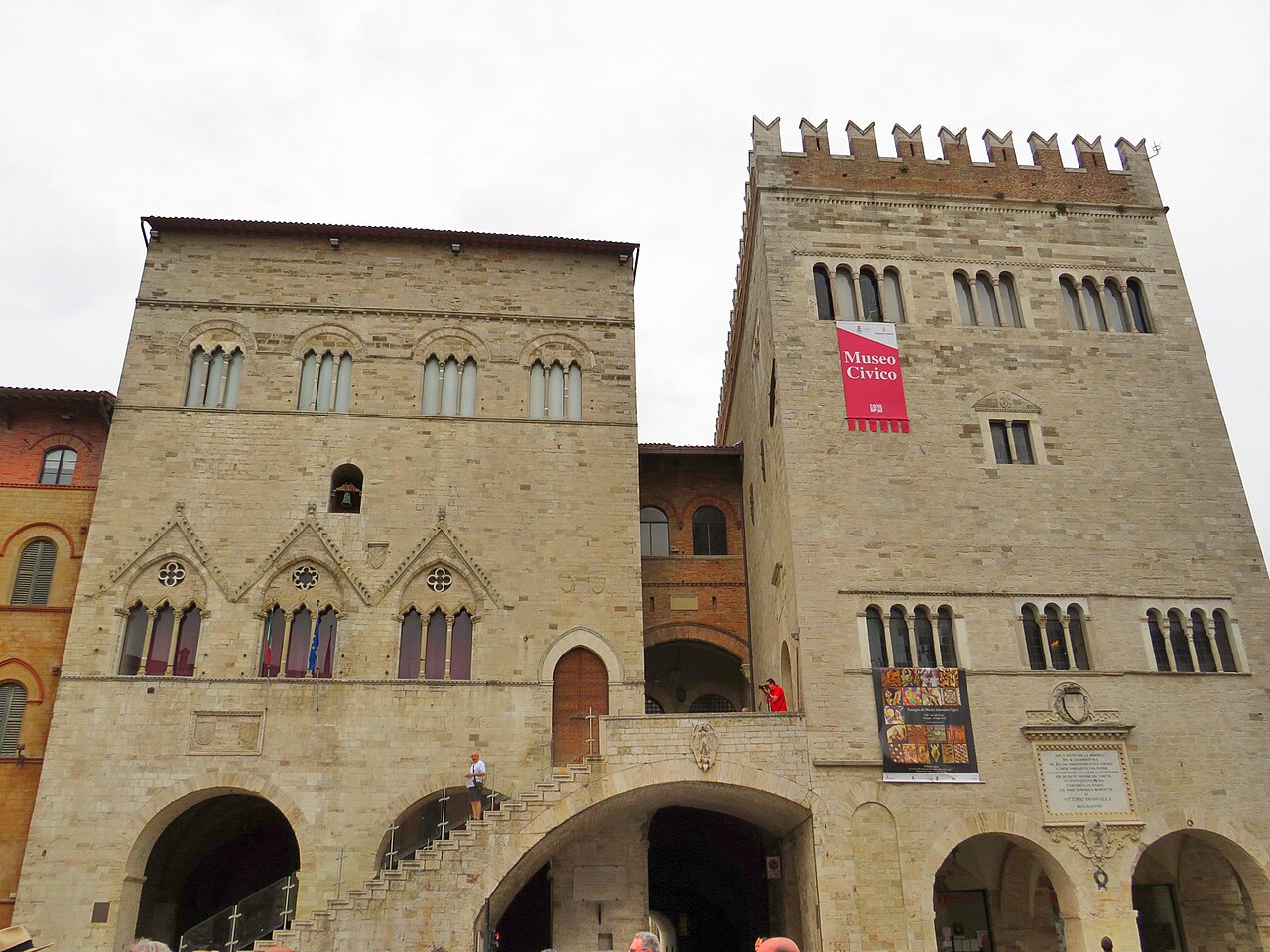Palazzo del Capitano, Todi