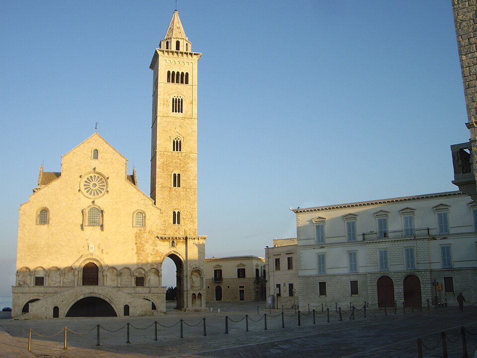 Piazza Duomo, Trani