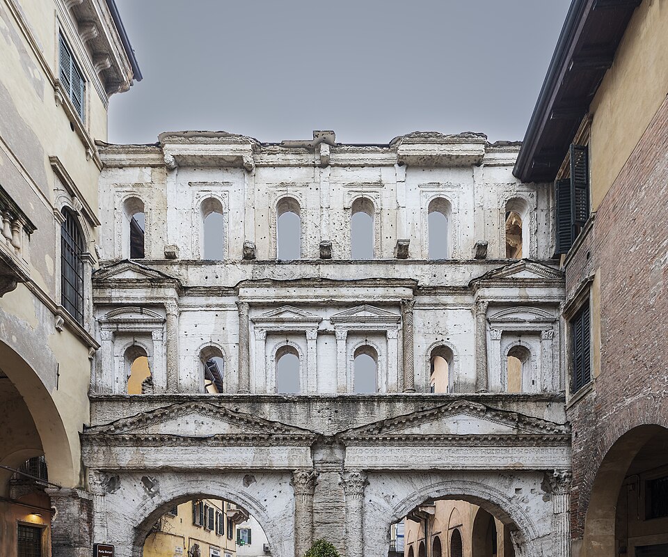 Porta Borsari, Verona