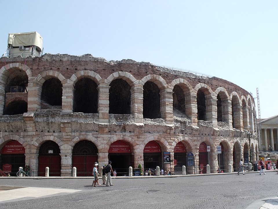 Piazza Bra, Verona