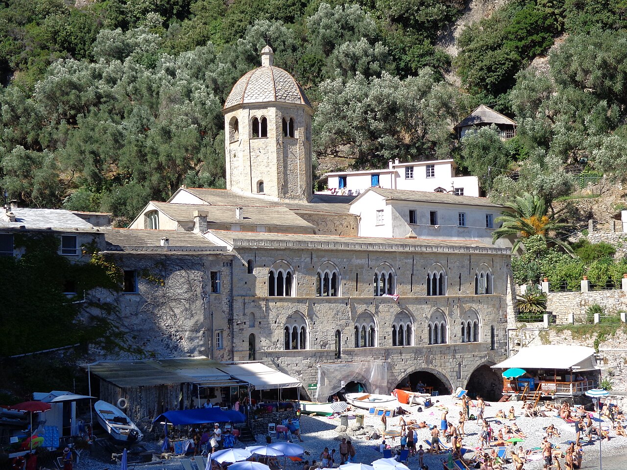 San Fruttuoso, Camogli