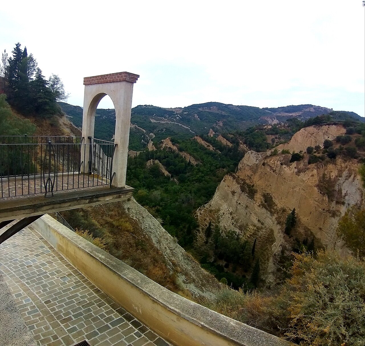 Aliano, Aliano