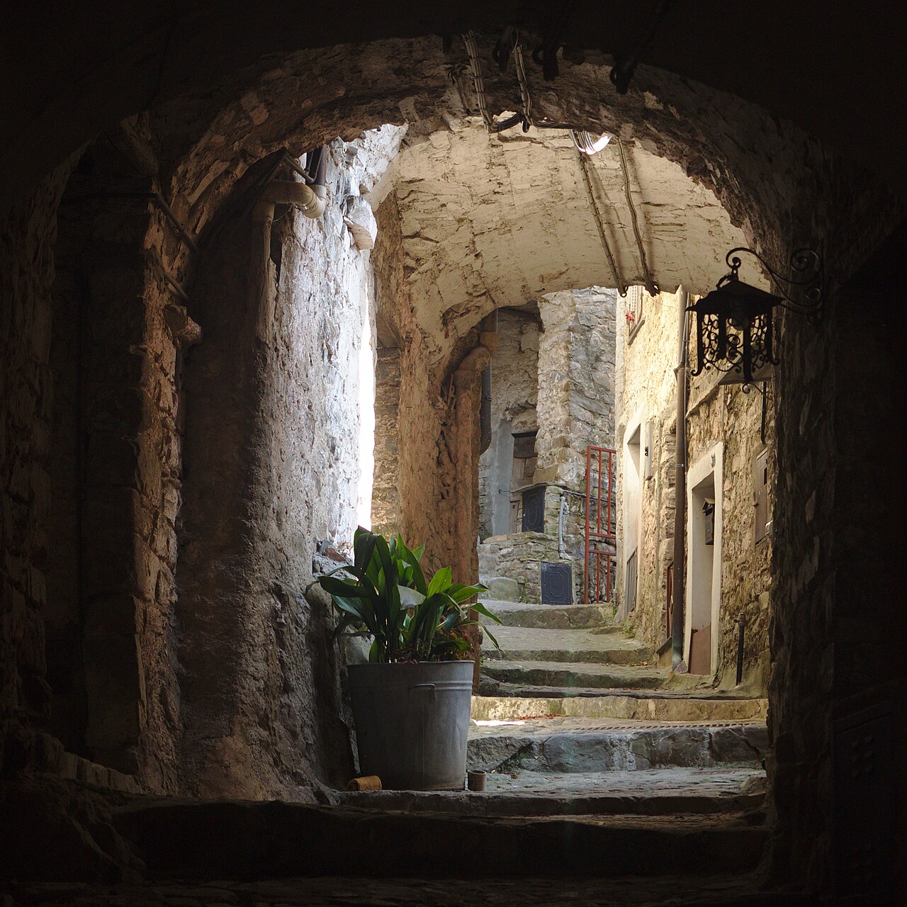 Apricale, Apricale