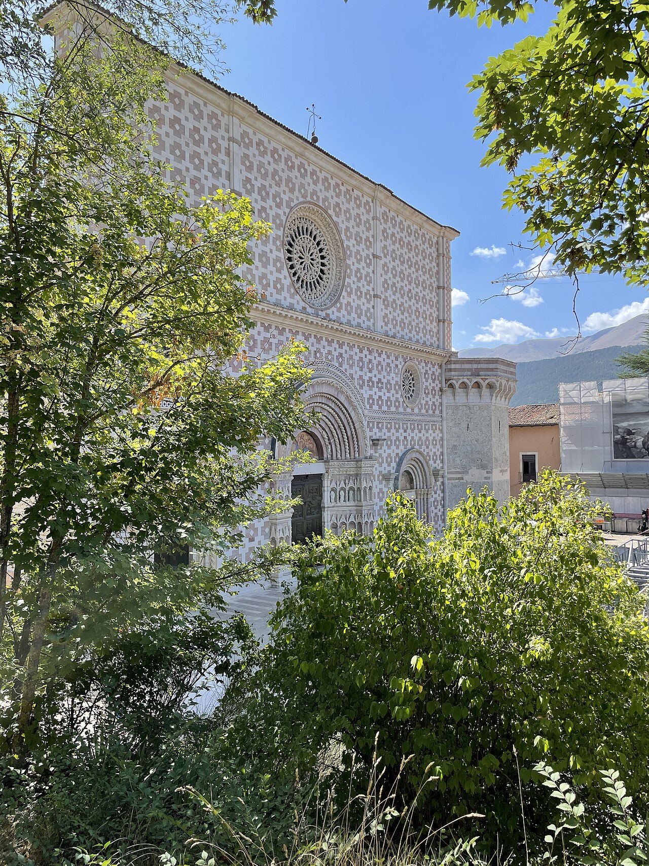Collemaggio, L'Aquila