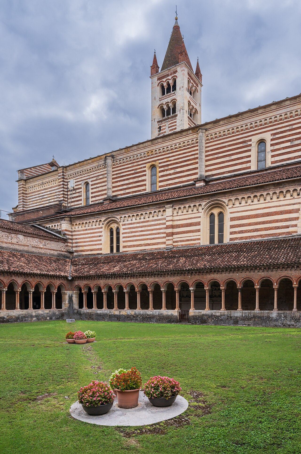 San Zeno, Verona