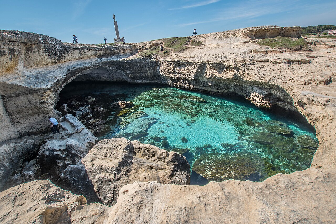 Grotta della Poesia, Melendugno