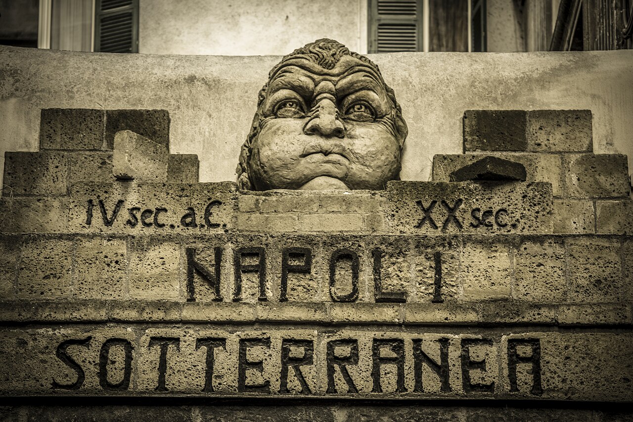 Napoli Sotterranea, Napoli