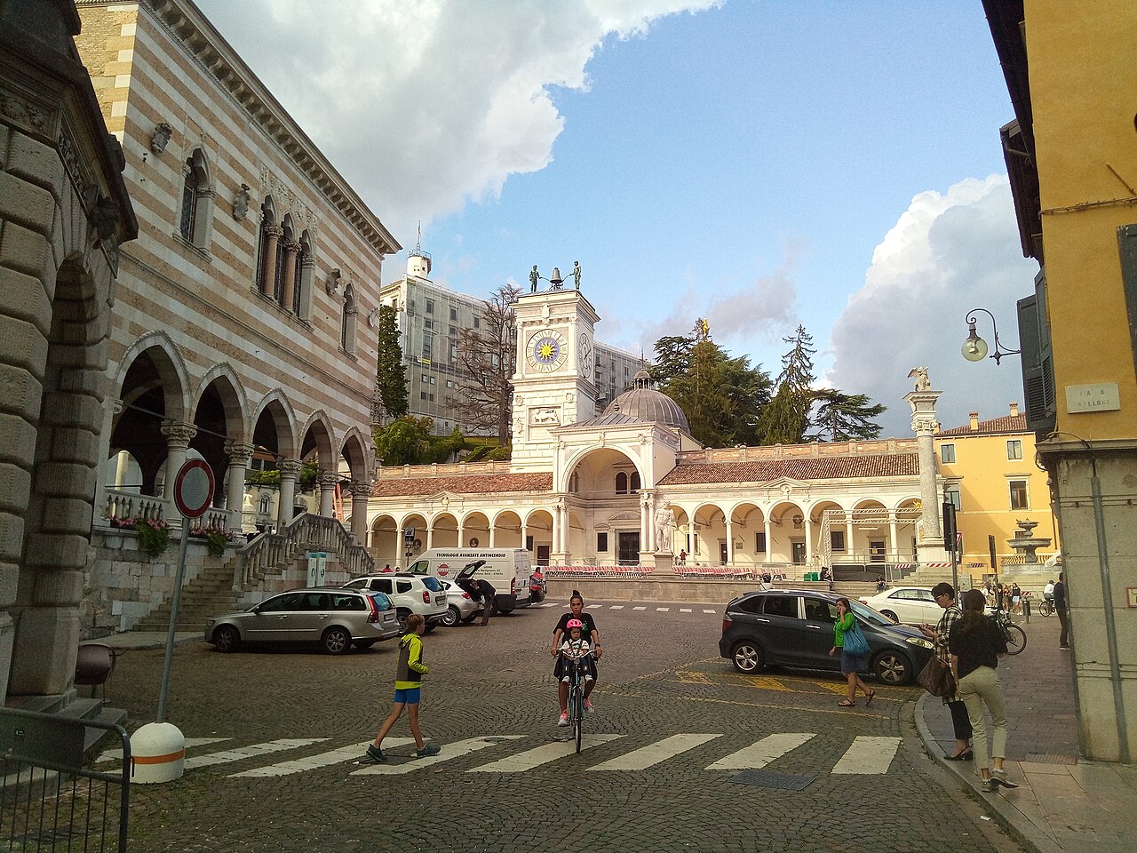 Piazza Libertà, Udine