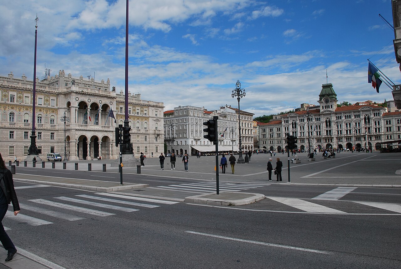 Piazza Unità d'Italia, Trieste
