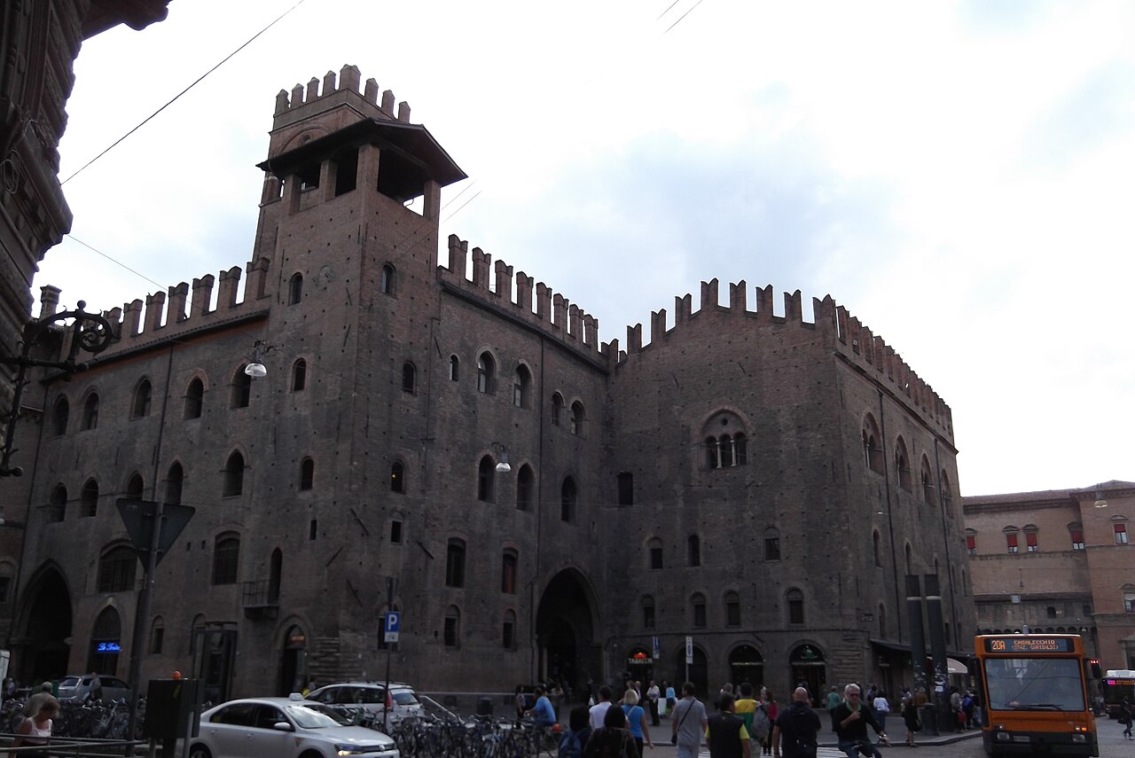 Quadrilatero, Bologna