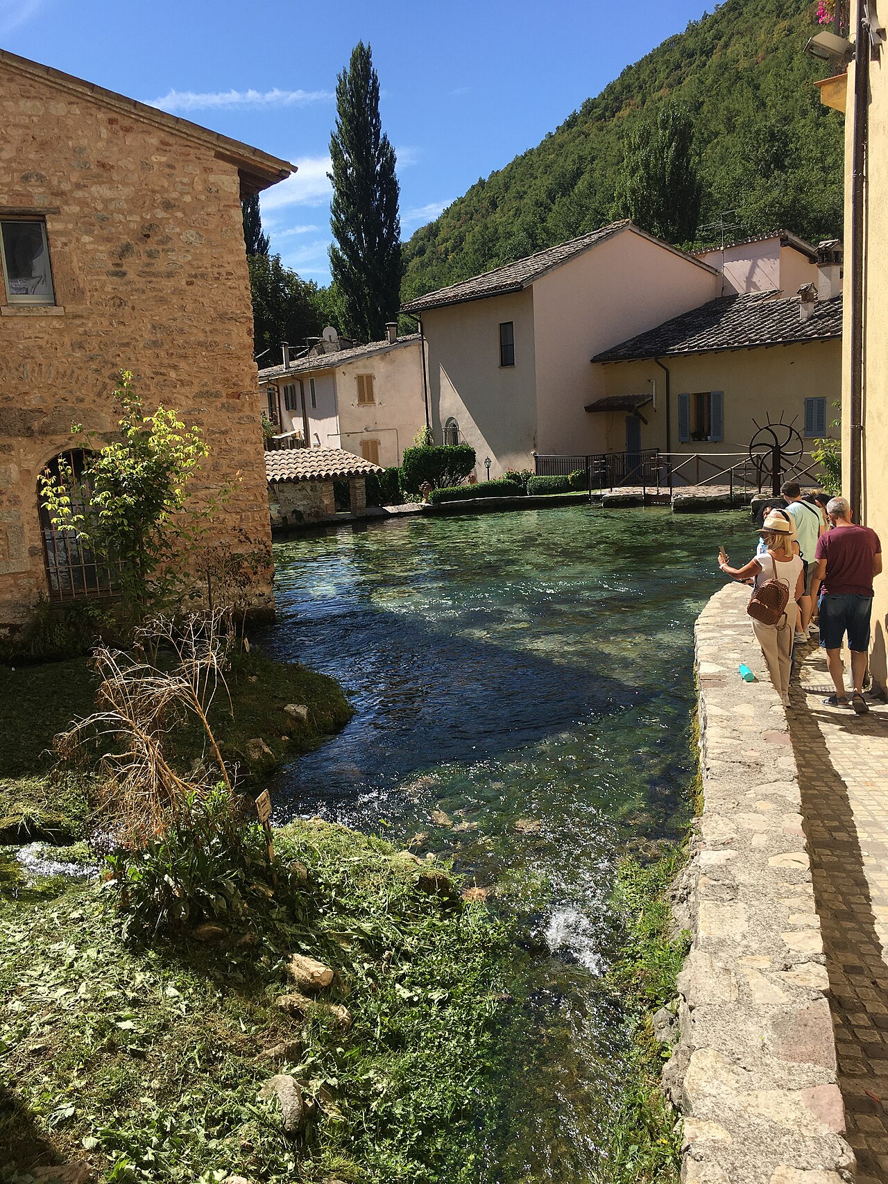 Rasiglia, Foligno