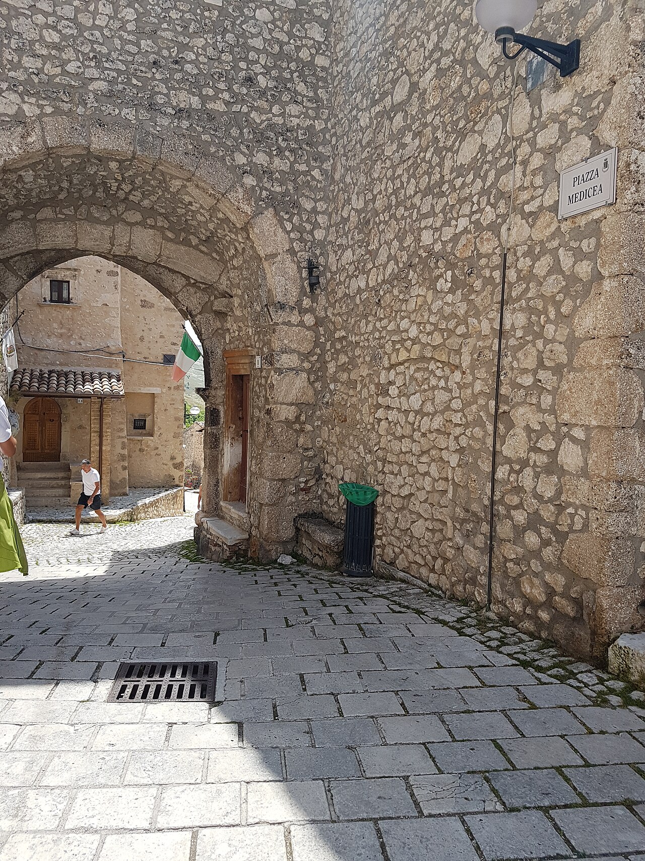 Santo Stefano di Sessanio, Santo Stefano di Sessanio