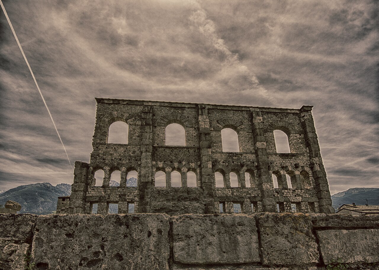 Teatro romano di Aosta, Aosta